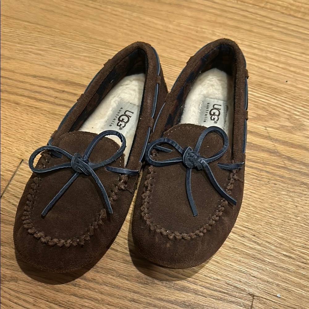 UGG Brown Suede Moccasins Boys size1